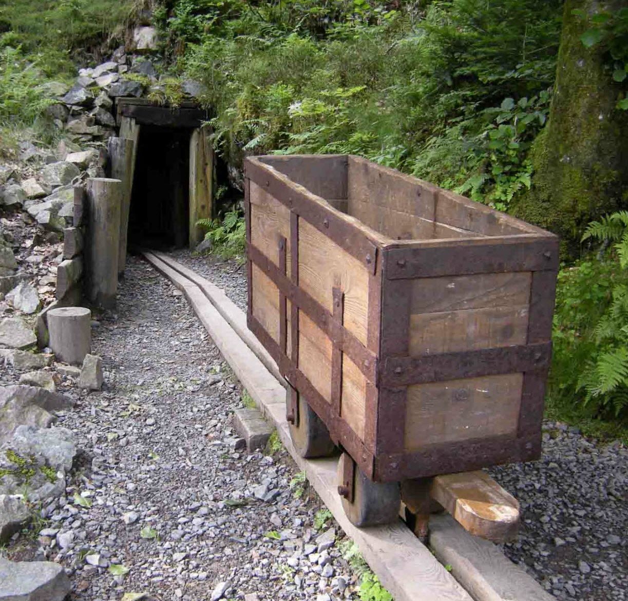 Photo des Hautes-Mynes du Thillot (https://www.hautesmynes.com/)